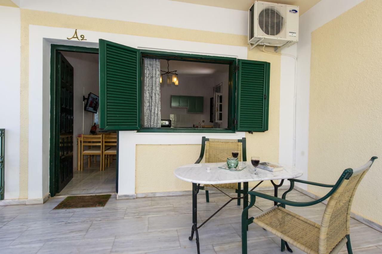 Anesis Apartments Chrani Exterior photo